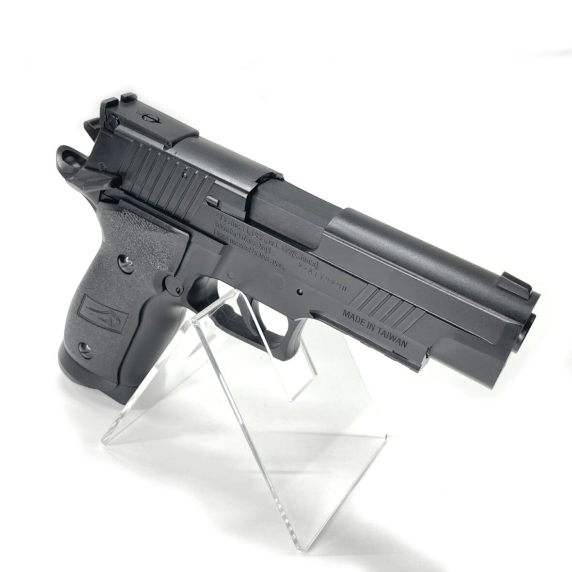 pnevmaticheskiy-pistolet-borner-z122-ss-p226-7