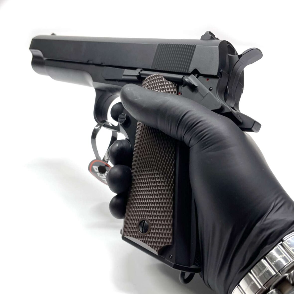 straykbolnyy-pistolet-cyma-colt-1911-aep-cm.123-2