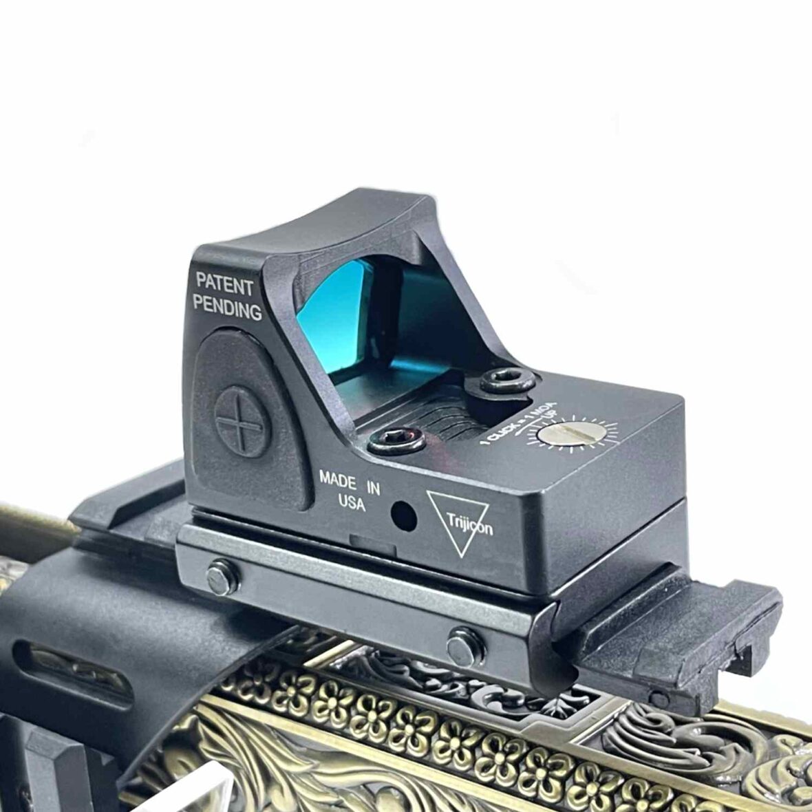 kollimatornyy-pricel-trijicon-led-rmr-na-weaver-1
