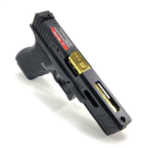 Страйкбольный пистолет East Crane Glock G17 Salient Arms Gold Plated Barrel Gas (EC-1105)