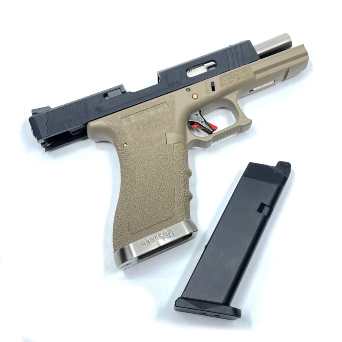 straykbolnyy-pistolet-we-glock-17-g-force-tan-ramka-chernyy-zatvor-serebr.-stvol-we-g001wet-2-1