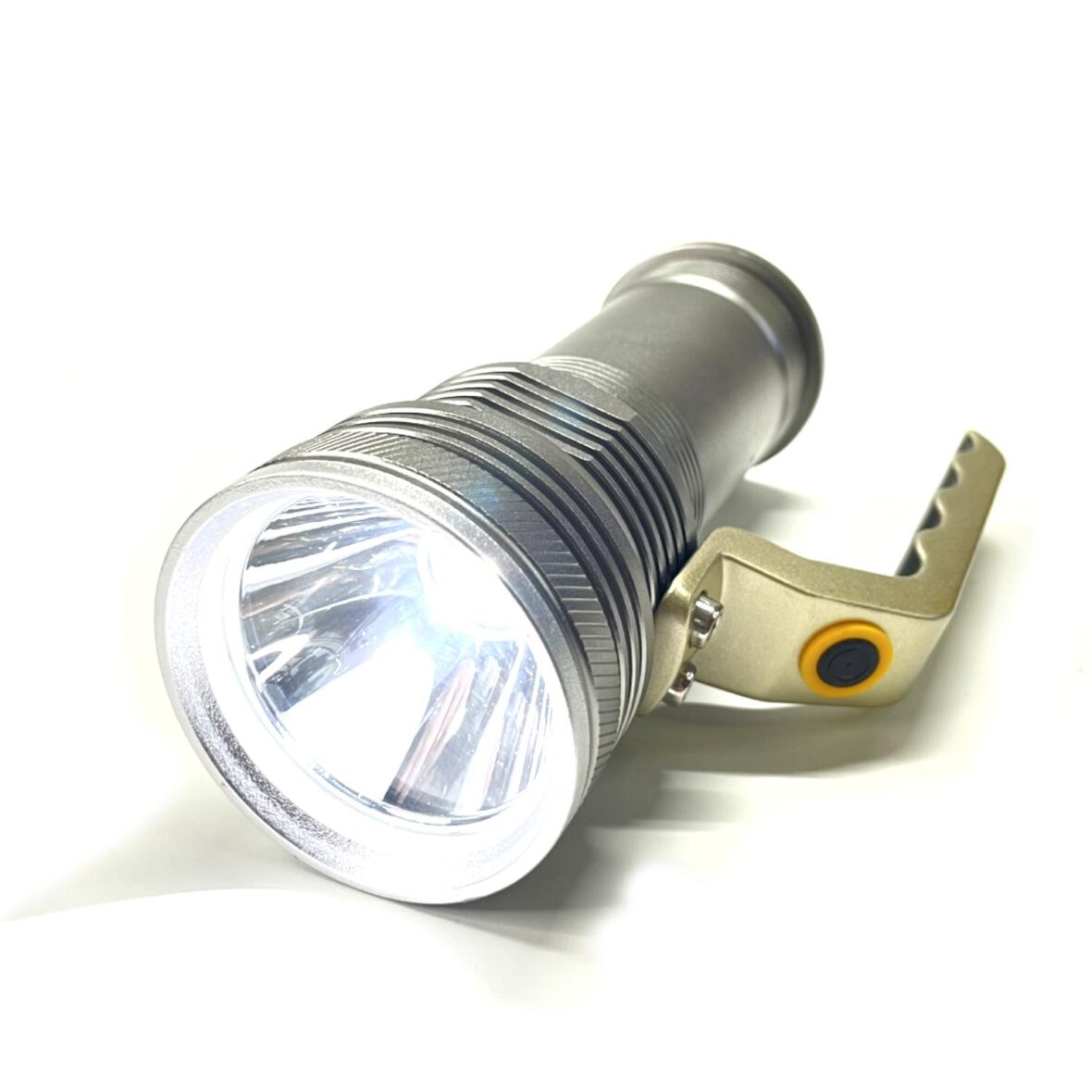 fonar-patriot-led-2-rejima-yarkosti-stroboskop-bh-fl4700-3