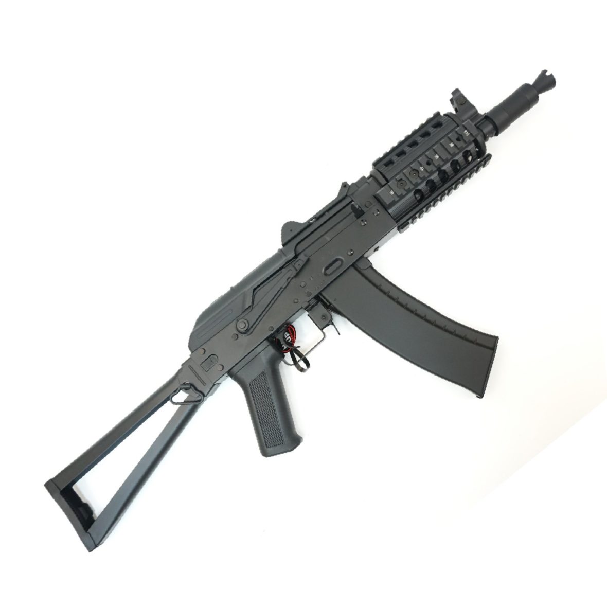 Страйкбольный автомат Cyma АКС-74У тактическое цевье (CM.045C)
