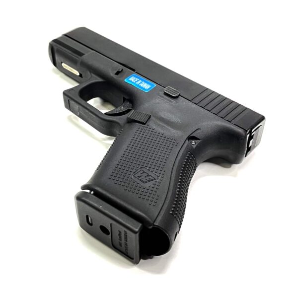 Страйкбольный пистолет WE Glock-19 Gen.5 сменные накладки (WE-G003VB-BK)