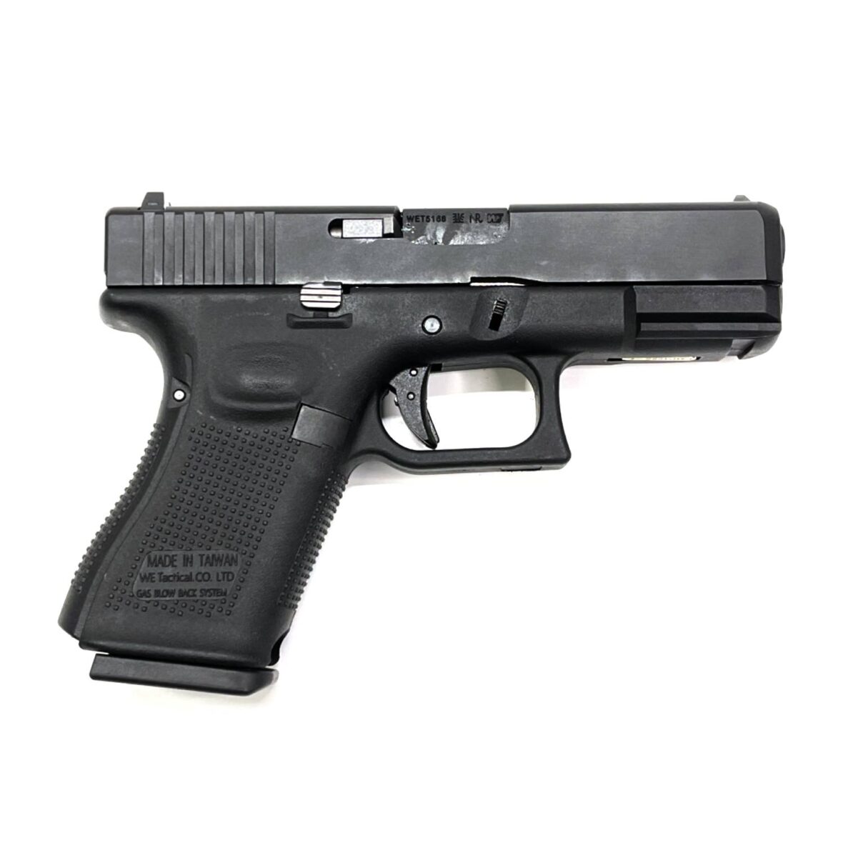 straykbolnyy-pistolet-we-glock-19-gen.5-smennye-nakladki-we-g003vb-bk-6