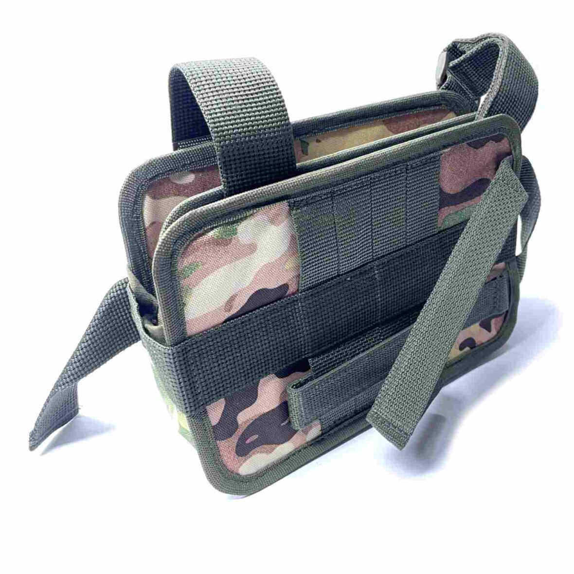 podsumok-pod-pulemetnyy-korob-na-100-patronov-otryvnoy-multikam-6
