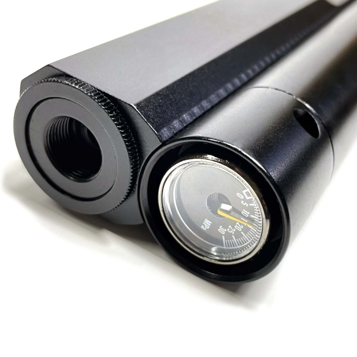 pistolet-pnevmaticheskiy-dobermann-350-ekscentrik-5.5-mm-stvol-200-mm-9