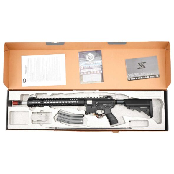 Страйкбольный автомат G&G AR15 SBR8 M4A1 (TGR-015-BR8-BNB-NCM)