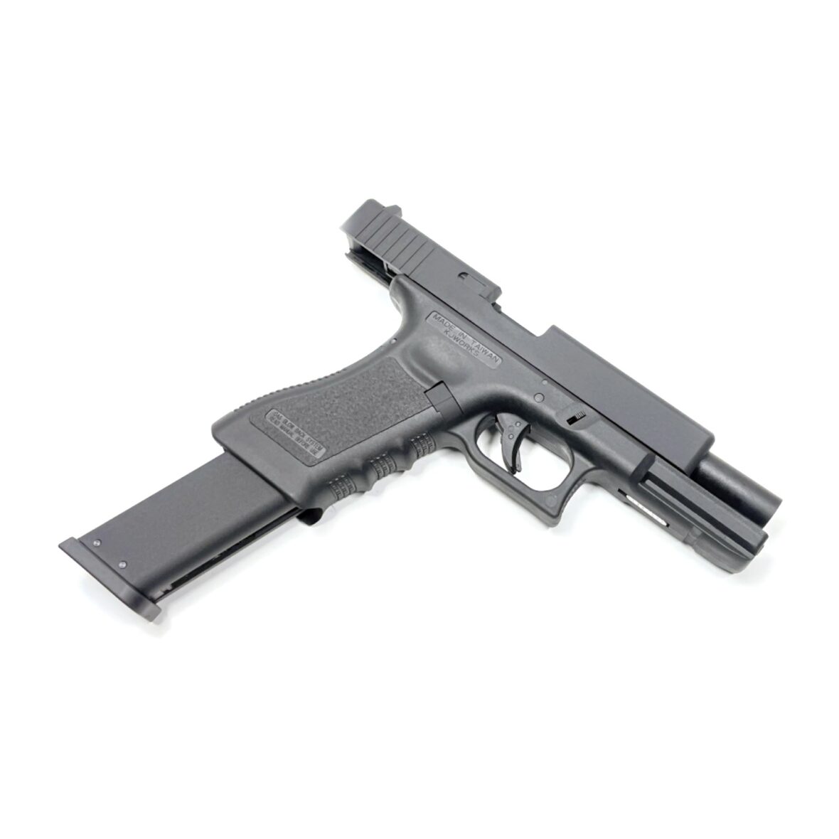 straykbolnyy-pistolet-kjw-glock-g17-gbb-gas-black-metall-zatvor-kp-17gas-1-1