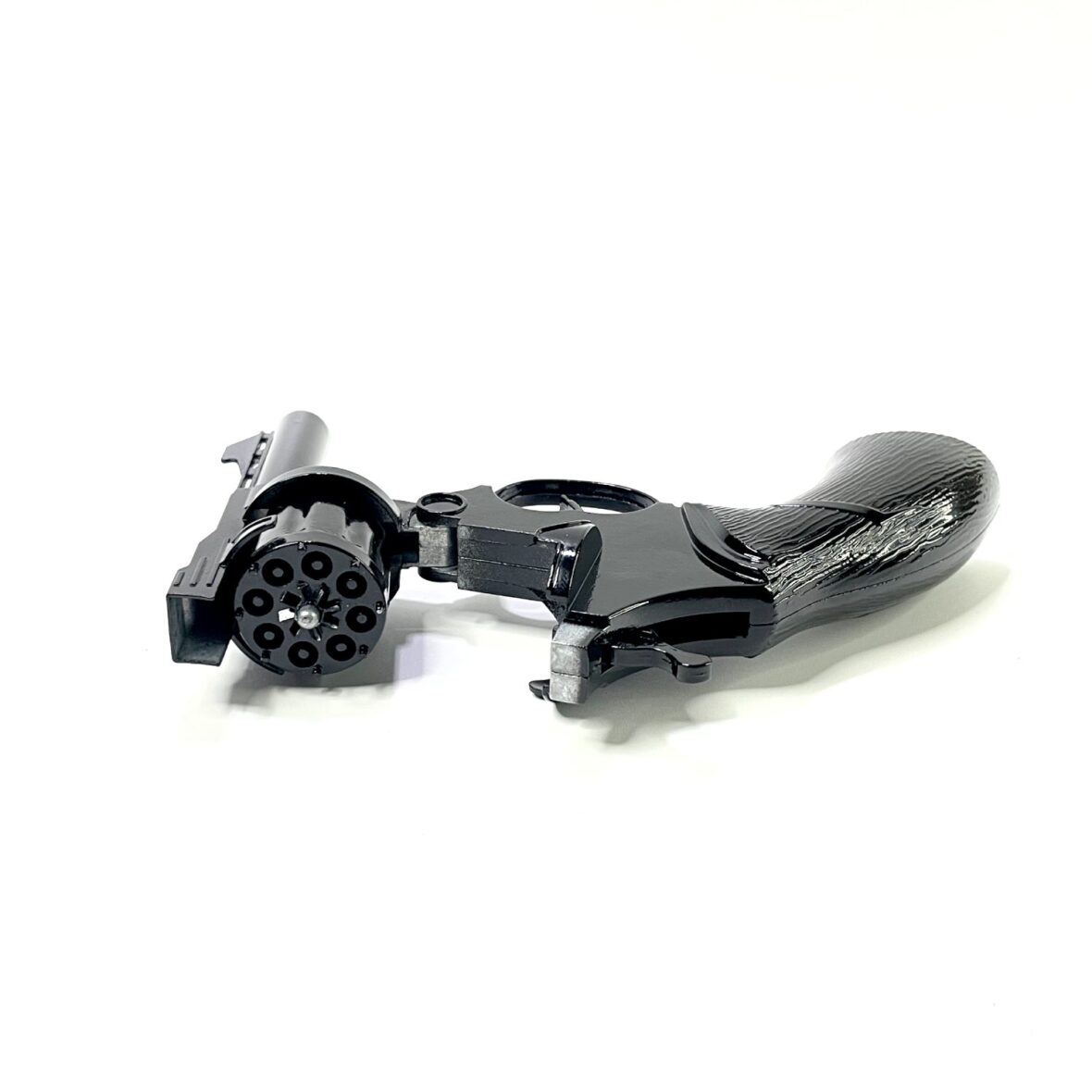 revolver-na-pistonah-4_-metall-3