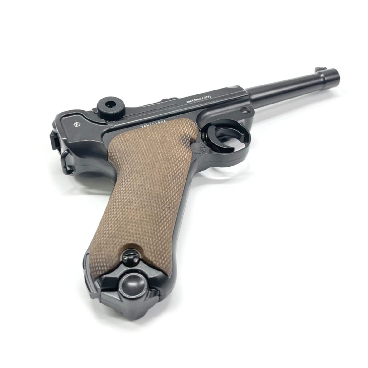pnevmaticheskiy-pistolet-borner-p08-parabellum-3
